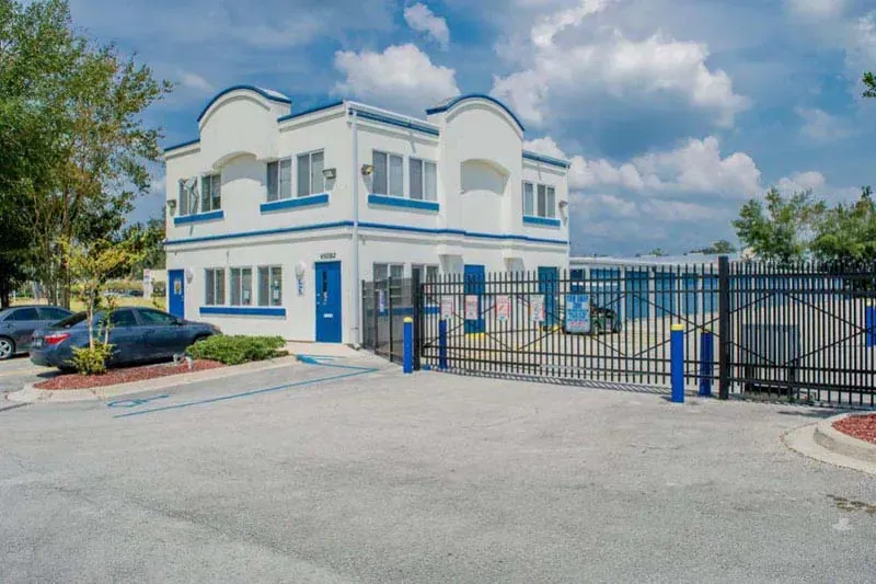 Callahan Self Storage Facility Exterior
