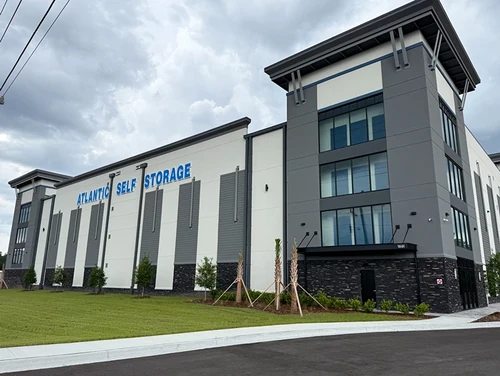 Atlantic Self Storage - Middleburg storage facility exterior view
