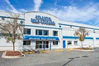 Atlantic Self Storage - New Berlin storage facility exterior view