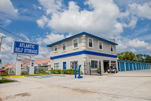 Atlantic Self Storage - San Pablo storage facility exterior view
