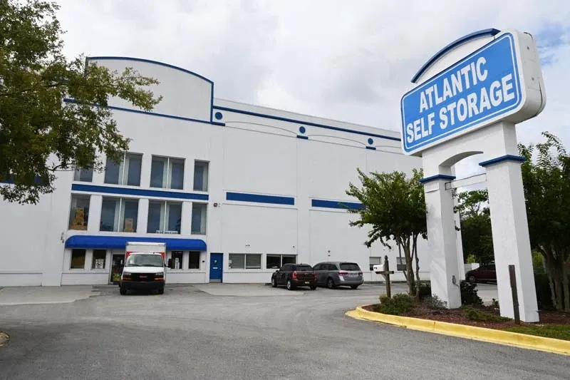 Atlantic Self Storage exterior with a uhaul truck outside